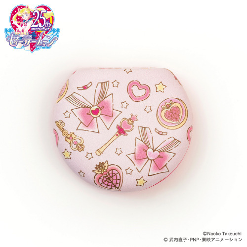 「コンパクトケース」各650円(4種展開)