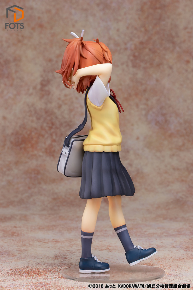 PMMA(PVC-L)塗装済み完成品「劇場版 のんのんびより ばけーしょん」『越谷夏海』13,800円（税別）(C)2018 あっと・KADOKAWA刊/旭丘分校管理組合劇場