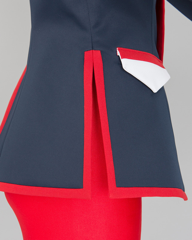 『少女革命ウテナ』天上ウテナ デュエリストスタイル コスチュームセット　110,000円＋税 (C)1997 ビーパパス・さいとうちほ／小学館・少革委員会・テレビ東京