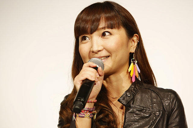 『10人の泥棒たち』初日舞台挨拶（小松由佳）