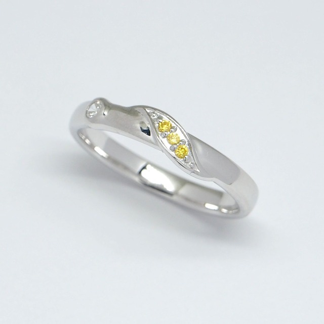 「コンボデザイン リング」ラトラータ 15,120 円（税込）(C)石森プロ・東映