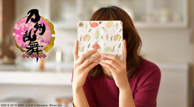 BOOK iPhoneケース(全３種)4,000円 ＋税(c)2015-2019 DMM GAMES/Nitroplus