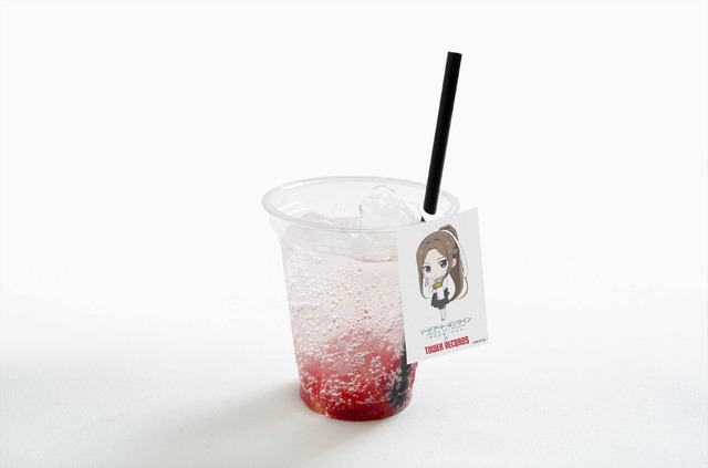「ソードアート・オンライン アリシゼーション×TOWER RECORDS CAFE」ソルティリーナのイメージドリンク 700 円（税込）（C）2017 川原 礫／ＫＡＤＯＫＡＷＡ アスキー・メディアワークス／SAO-A Project