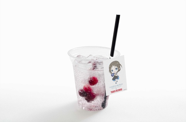 「ソードアート・オンライン アリシゼーション×TOWER RECORDS CAFE」ティーゼのイメージドリンク 700 円（税込）（C）2017 川原 礫／ＫＡＤＯＫＡＷＡ アスキー・メディアワークス／SAO-A Project