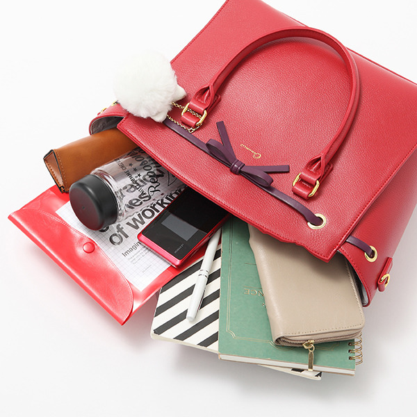 「犬夜叉 モデル　バッグ」13,800円（税別）（C）高橋留美子／小学館