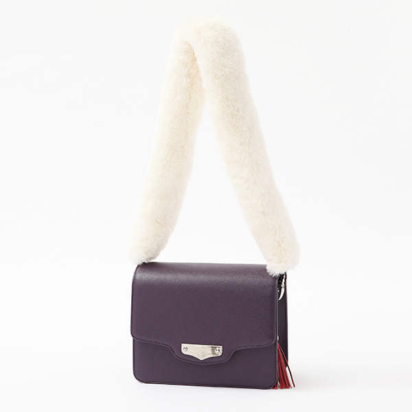 「殺生丸 モデル　バッグ」13,800円（税別）（C）高橋留美子／小学館