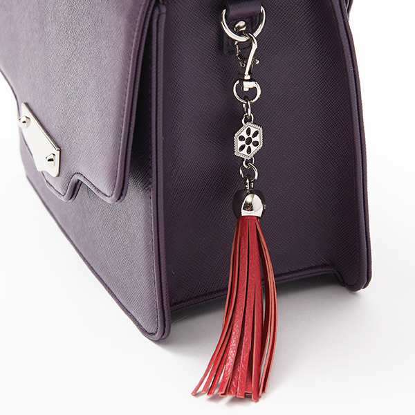 「殺生丸 モデル　バッグ」13,800円（税別）（C）高橋留美子／小学館