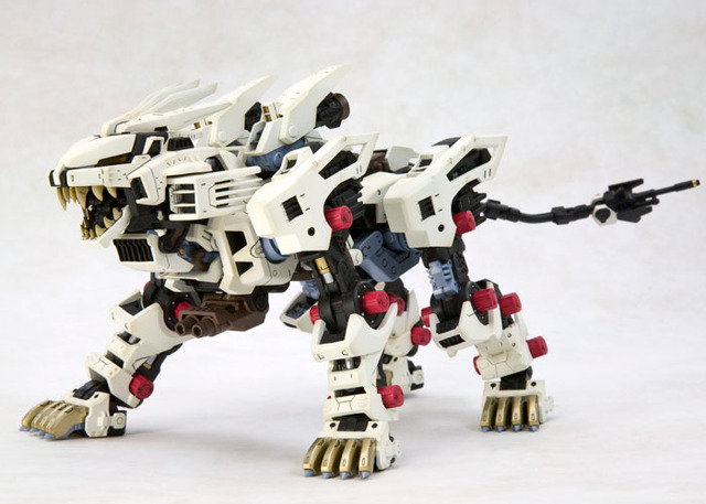 「RZ-041ライガーゼロマーキングプラスVer.」6,300円（税抜）（C） TOMY　　ZOIDS is a trademark of TOMY Company,Ltd.and used under license.