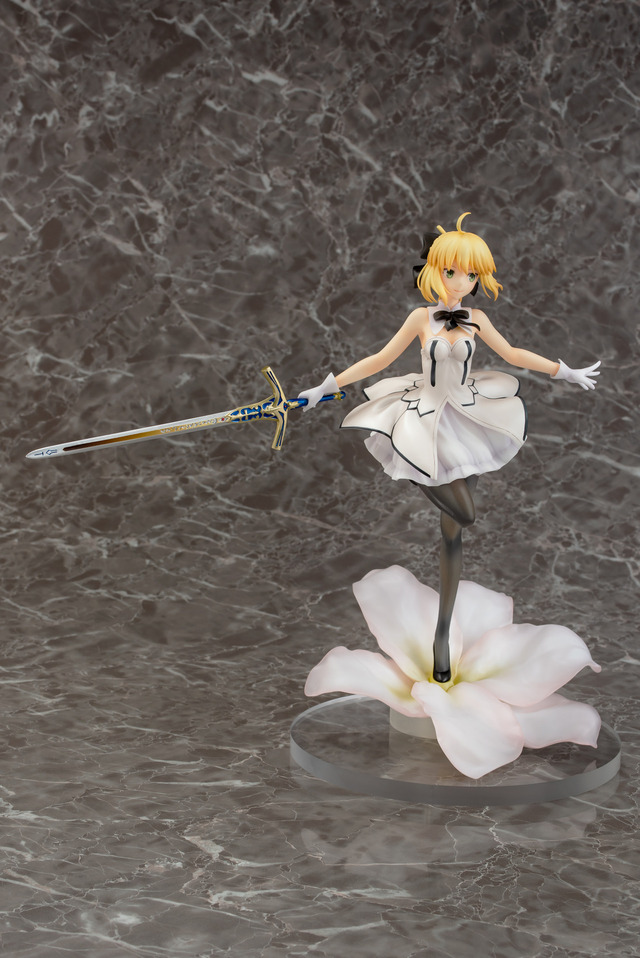 1/7スケールフィギュア「セイバー/アルトリア・ペンドラゴン〔リリィ〕」14,800円（税抜）（C） TYPE-MOON / FGO PROJECT