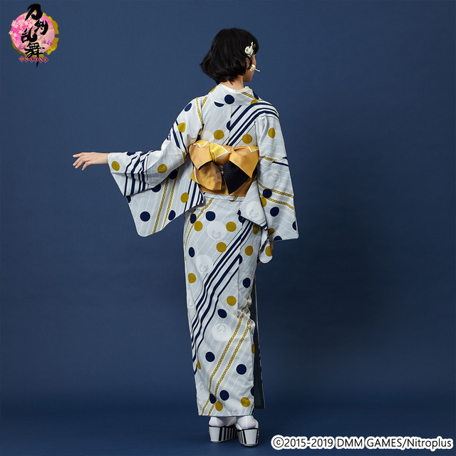 「刀剣乱舞-ONLINE-×ふりふコラボ 小紋」歌仙兼定デザイン 62,640円（税込）（C）2015-2019 DMM GAMES/Nitroplus