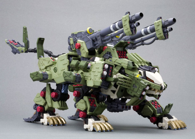 「RZ-041ライガーゼロパンツァーマーキングプラスVer.」8,400円（税抜）（C） TOMY　　ZOIDS is a trademark of TOMY Company,Ltd.and used under license.