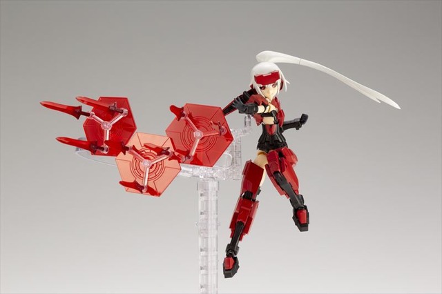 「フレームアームズ・ガール＆ウェポンセット〈迅雷Ver.〉」7,000円 （税抜）（C） KOTOBUKIYA