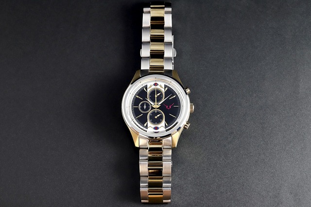 「腕時計 皇帝ルルーシュ」20,000円（税別）（C）SUNRISE/PROJECT L-GEASS Character Design （C）2006-2017 CLAMP・ST