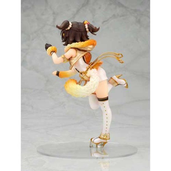 「【1/7スケール PVC製塗装済完成品】赤城みりあ　パーティータイム・ゴールドVer.」価格：15,984円（税込）（C）BANDAI NAMCO Entertainment Inc.