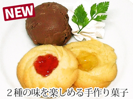 劇場版『幼女戦記』カフェ「帝国式給食・第二回秋葉原試食会」絞りだしクッキープレート　￥500＋税（C）カルロ・ゼン・KADOKAWA刊／劇場版幼女戦記製作委員会