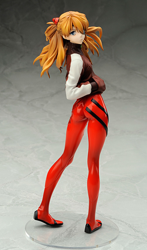 「EVA GLOBAL限定復刻 ヱヴァンゲリヲン新劇場版：Q 式波・アスカ・ラングレー 1/7 ジャージVer. （アルター）」12,800円（税抜）（C）カラー