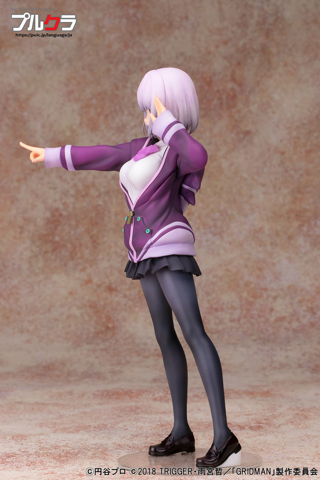 「SSSS.GRIDMAN 1/6スケール『新条アカネ』PVC製塗装済完成品」13,800円（税抜）（C）円谷プロ（C）2018 TRIGGER・雨宮哲／「GRIDMAN」製作委員会