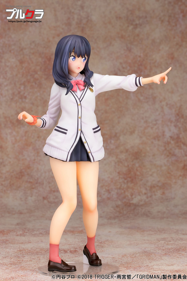 「SSSS.GRIDMAN 1/6スケール『宝多六花』PVC製塗装済完成品」13,800円（税抜）（C）円谷プロ（C）2018 TRIGGER・雨宮哲／「GRIDMAN」製作委員会