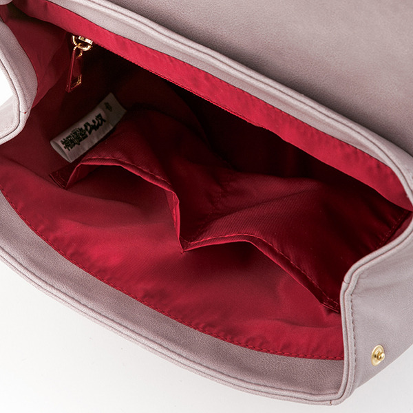 「神風怪盗ジャンヌ」コラボレーション リュック 13,800円(税別)（C）種村有菜／集英社・東映アニメーション