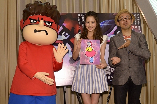 吉田くん、河北麻友子さん、FROGMAN監督（左から）