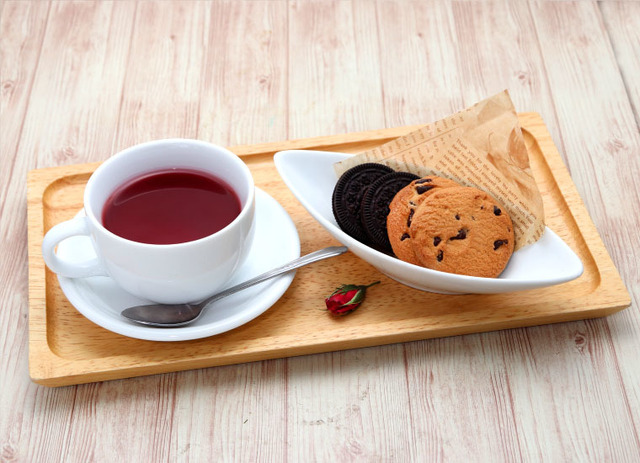 「ナナリーのスイートティータイム」990円（税抜）（C）SUNRISE／PROJECT L-GEASS　Character Design （C）2006-2018 CLAMP・ST