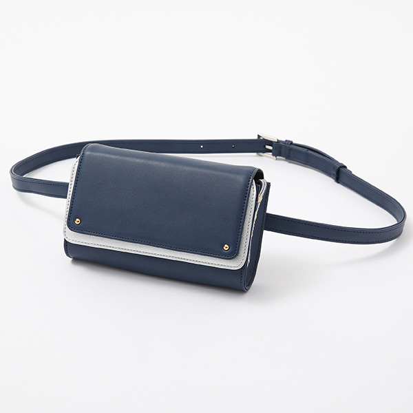 ロイ・マスタングモデル　ウエストポーチ：10,800円(税別)（C）Hiromu Arakawa/SQUARE ENIX