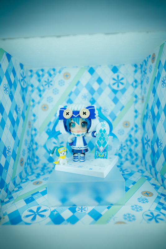 【コスプレ】「ワンフェス2019冬」初音ミクに扮したコンパニオンさんに注目！ GSRコーナー【写真34枚】