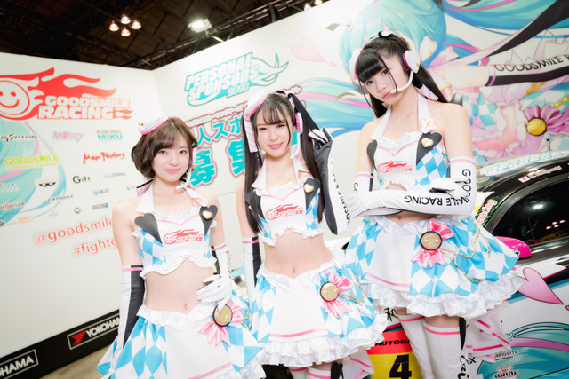 【コスプレ】「ワンフェス2019冬」初音ミクに扮したコンパニオンさんに注目！ GSRコーナー【写真34枚】