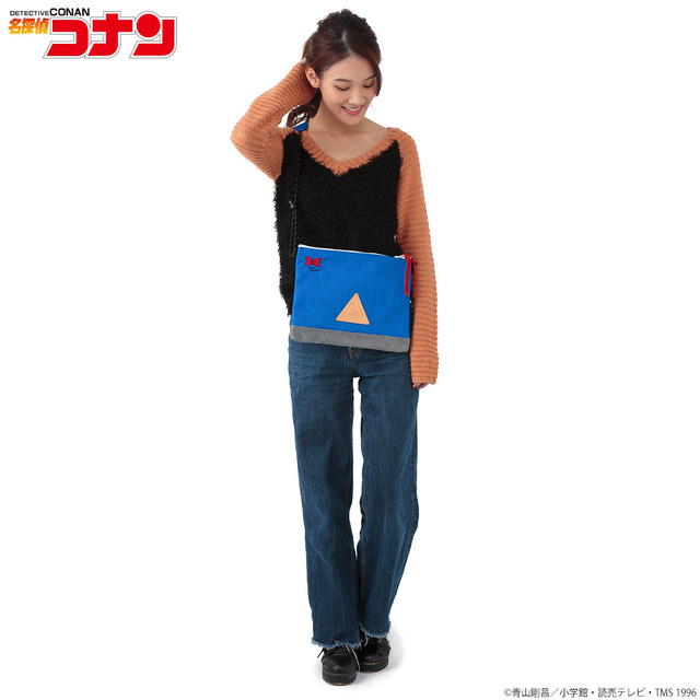 「名探偵コナン ANONYM CRAFTSMAN DESIGN サコッシュ」江戸川コナンモデル　7,560円（税込） （C）青山剛昌／小学館・読売テレビ・TMS 1996