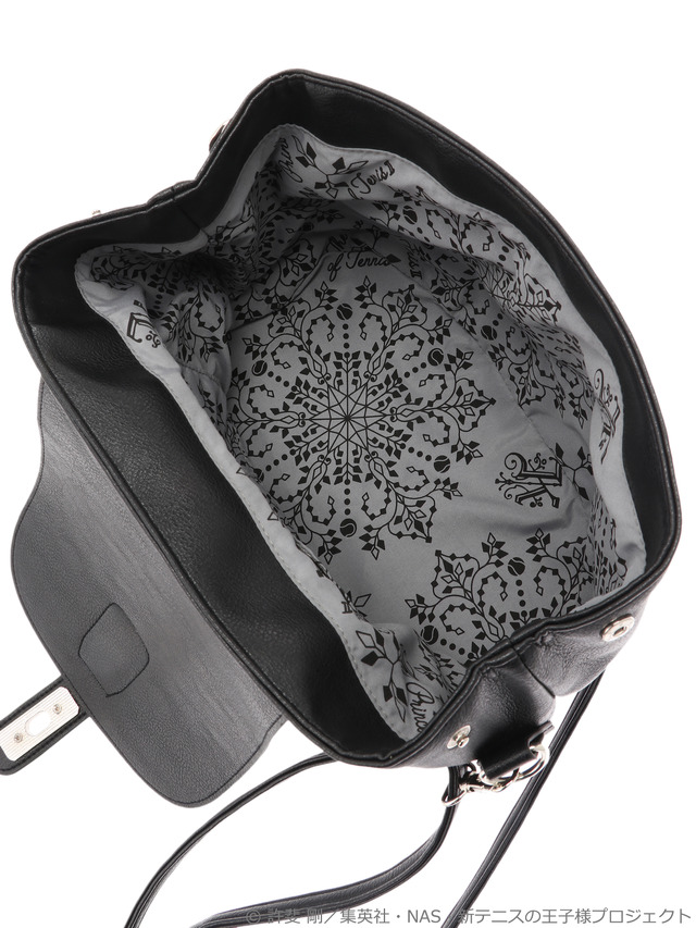 earth music＆ecology Japan Label ×「新テニスの王子様」王国パーティー2WAYバッグ 価格：6,390円+税（C）許斐剛/集英社・NAS・新テニスの王子様プロジェクト