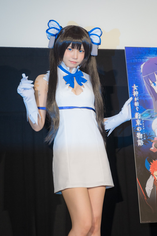 えなこが劇場版「ダンまち」舞台挨拶でヘスティアコス披露！アニメ第2期は2019年夏放送【写真25枚】