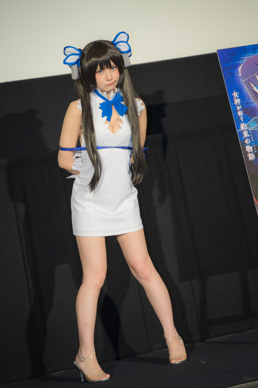 えなこが劇場版「ダンまち」舞台挨拶でヘスティアコス披露！アニメ第2期は2019年夏放送【写真25枚】