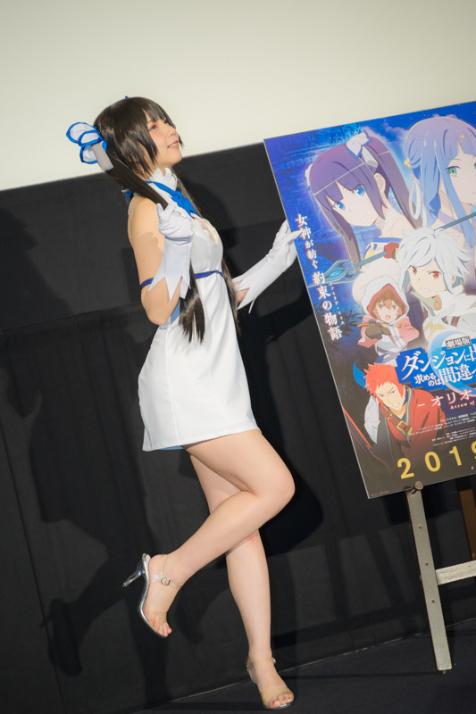 えなこが劇場版「ダンまち」舞台挨拶でヘスティアコス披露！アニメ第2期は2019年夏放送【写真25枚】