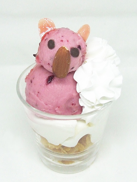 ハロウィン級冥獣のアフォガードパフェ　800円＋税（C）深見真・刻夜セイゴ／SQUARE ENIX・「魔法少女特殊戦あすか」製作委員会