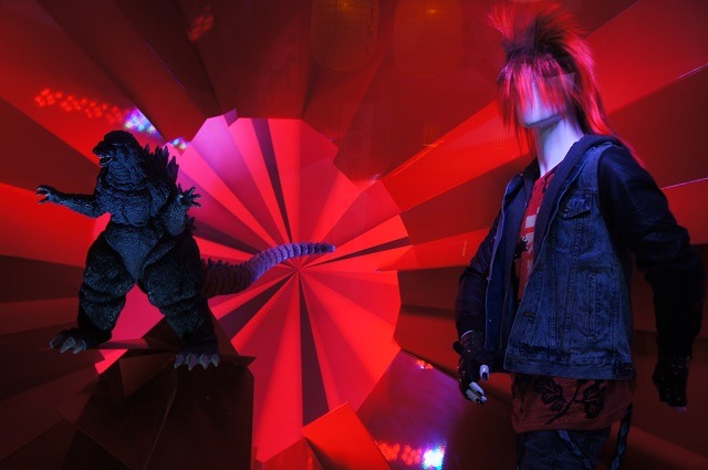 ゴジラとファッションが融合。