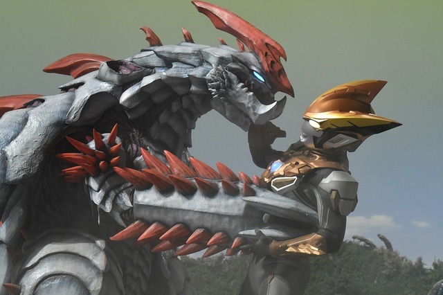『劇場版ウルトラマンR／B　セレクト！絆のクリスタル』場面写真(C)劇場版ウルトラマンＲ／Ｂ製作委員会