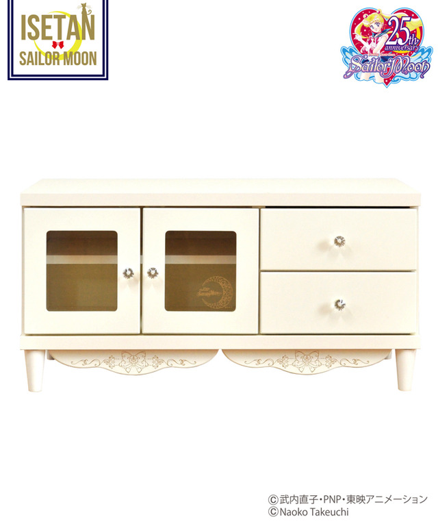 「美少女戦士セーラームーン×ISETAN 2019」テレビボード 86,400 円（税込）（C）武内直子・PNP・東映アニメーション（C）Naoko Takeuchi