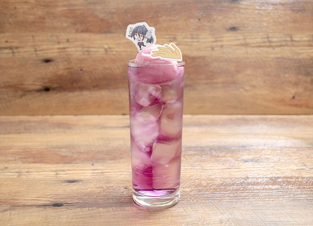 「ゾンビランドサガ カフェ presented by MAPPA」推しメンドリンク～山田たえ～ 820 円（C）ゾンビランドサガ製作委員会