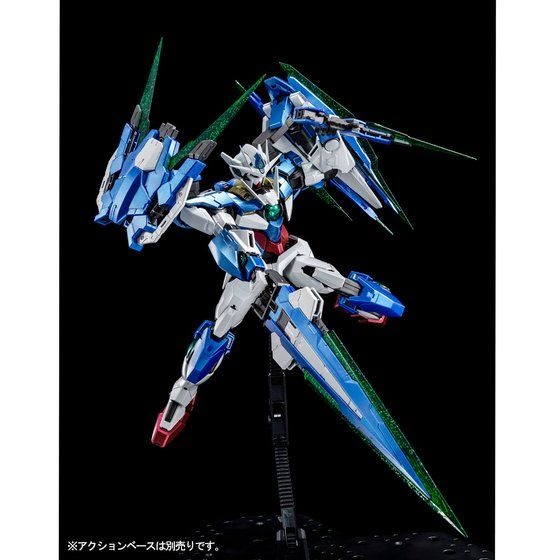 「MG 1/100 ダブルオークアンタフルセイバー ［スペシャルコーティング］」11,880円（税込）（C）創通・サンライズ