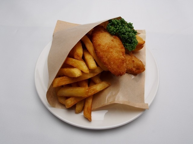 ロンドン裏路地のフィッシュ&チップス