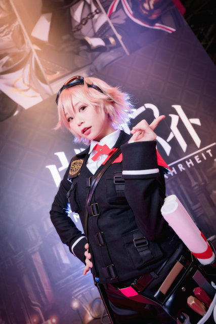 五木あきら、LOPEら公式コスプレイヤーが盛り上げる『禍つヴァールハイト』事前登録者数42万人突破の要因は？【AJ2019】