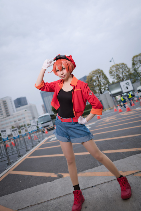 【コスプレ】「はたらく細胞」赤血球＆白血球の再現度に注目！ ひのきお＆おざーーん【インタビュー】