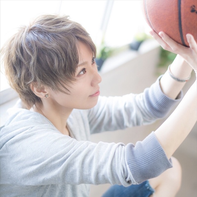 芝井美香（佐山レナ／北斗星司役）