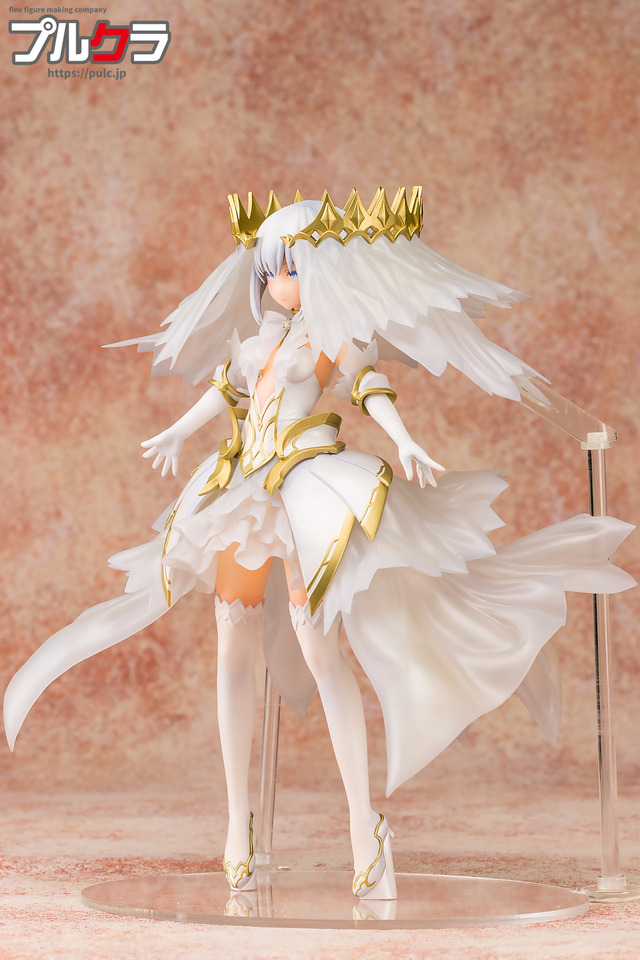 「デート・ア・ライブ『鳶一折紙』エンジェルver PVC製塗装済完成品」15,800円（税抜）（C） 橘公司・つなこ