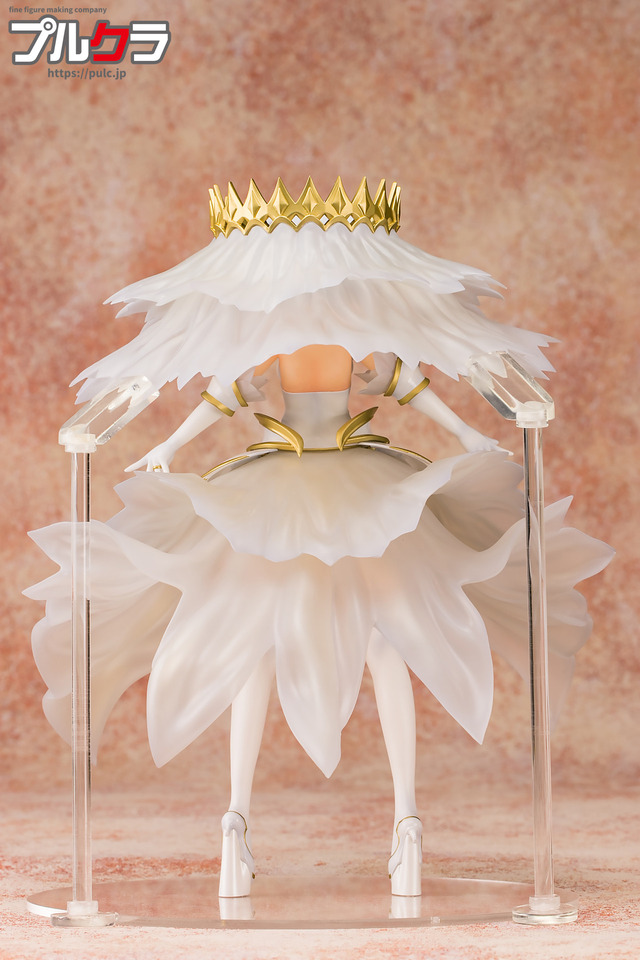 「デート・ア・ライブ『鳶一折紙』エンジェルver PVC製塗装済完成品」15,800円（税抜）（C） 橘公司・つなこ