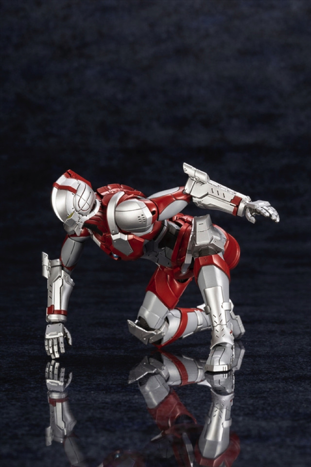 「ULTRAMAN」5,500円（税別）（C）円谷プロ （C）Eiichi Shimizu,Tomohiro Shimoguchi （C）ULTRAMAN製作委員会