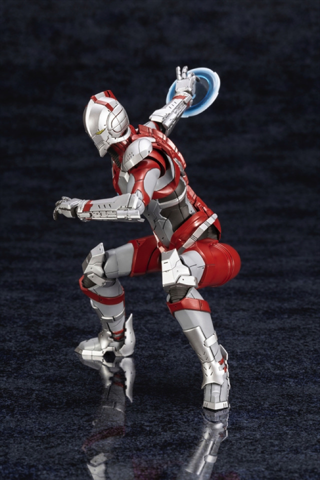 「ULTRAMAN」5,500円（税別）（C）円谷プロ （C）Eiichi Shimizu,Tomohiro Shimoguchi （C）ULTRAMAN製作委員会