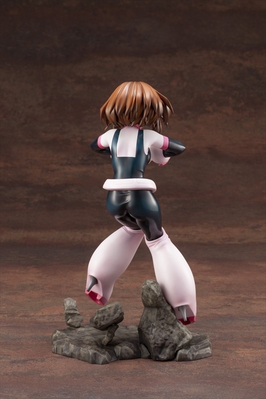 「ARTFX J 麗日お茶子」9,200円（税別）（C）堀越耕平／集英社・僕のヒーローアカデミア製作委員会