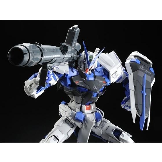 「PG 1/60 ガンダムアストレイ ブルーフレーム」19,440円（税込）（C）創通・サンライズ