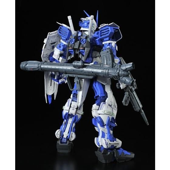 「PG 1/60 ガンダムアストレイ ブルーフレーム」19,440円（税込）（C）創通・サンライズ